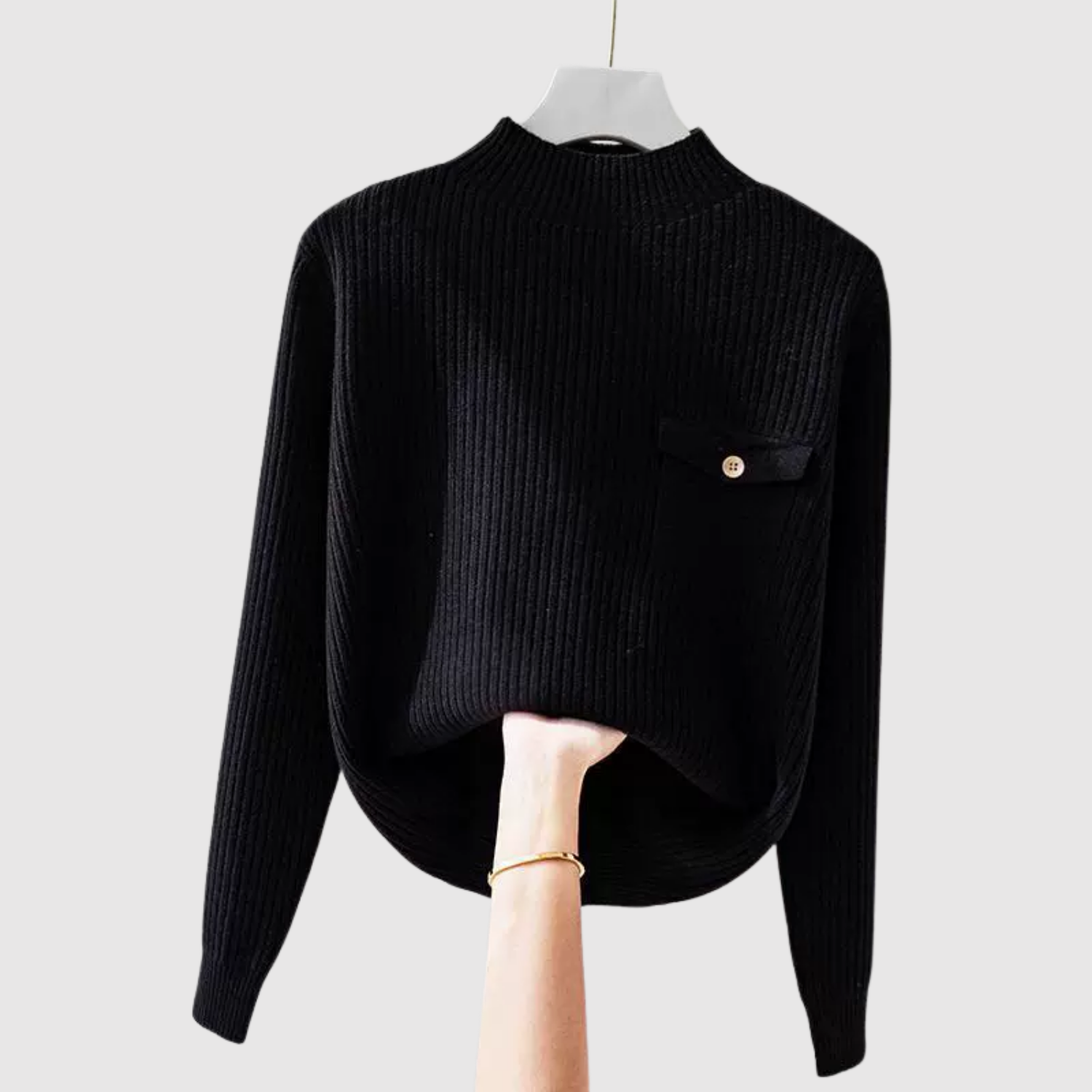 Nora – Sweter z kieszenią na piersi