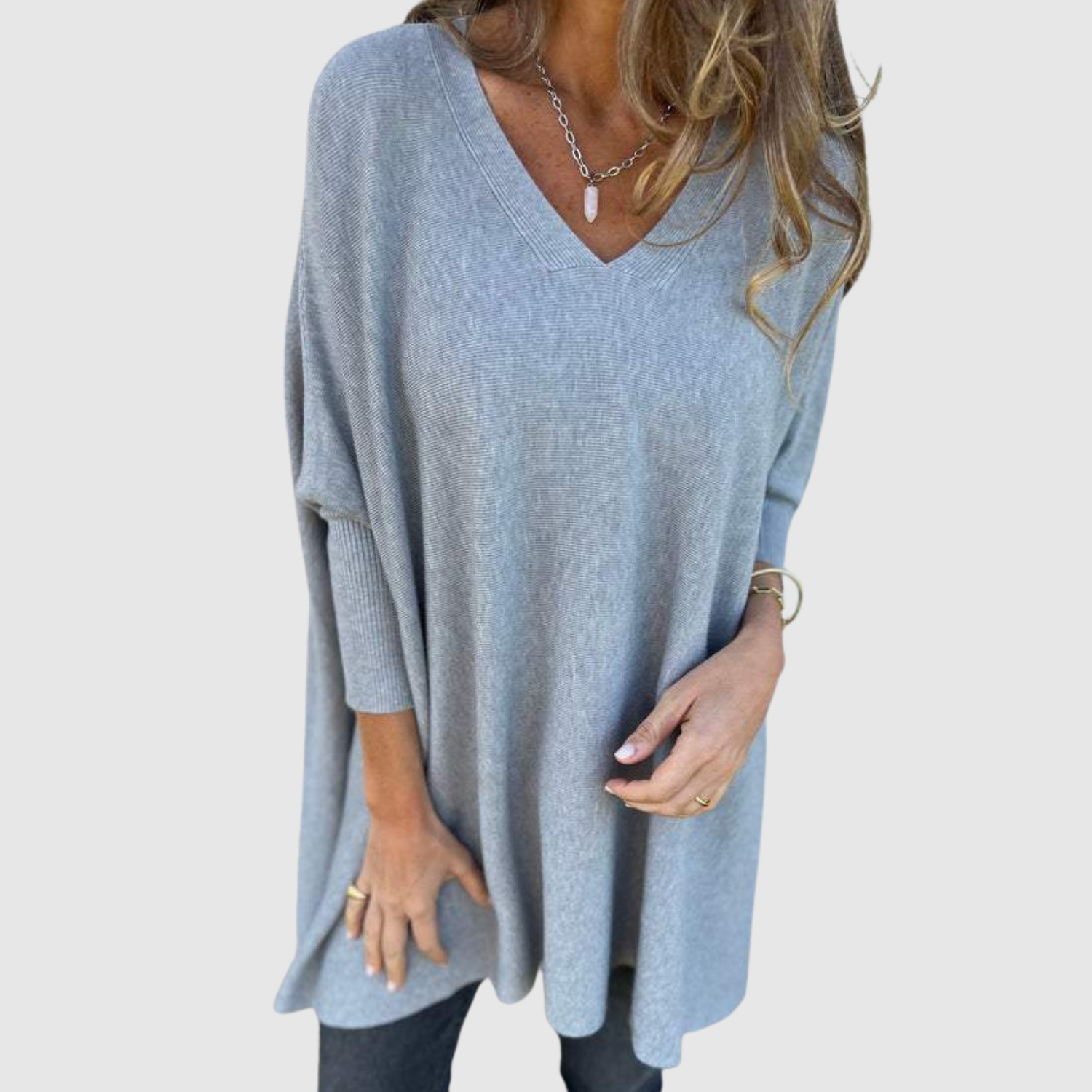 Nora – Elegancki sweter z dekoltem w kształcie V