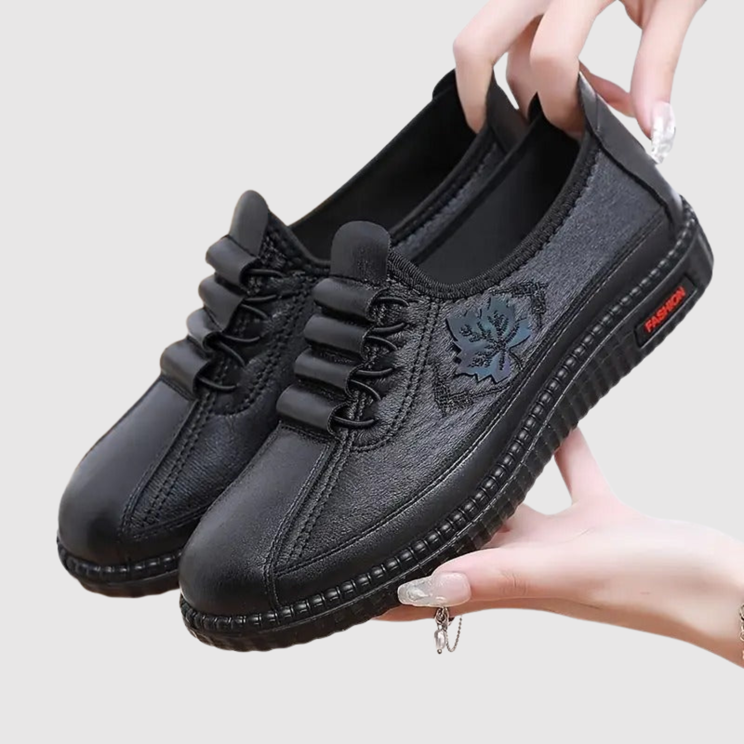 Rita - Wygodne damskie buty z haftowanymi detalami