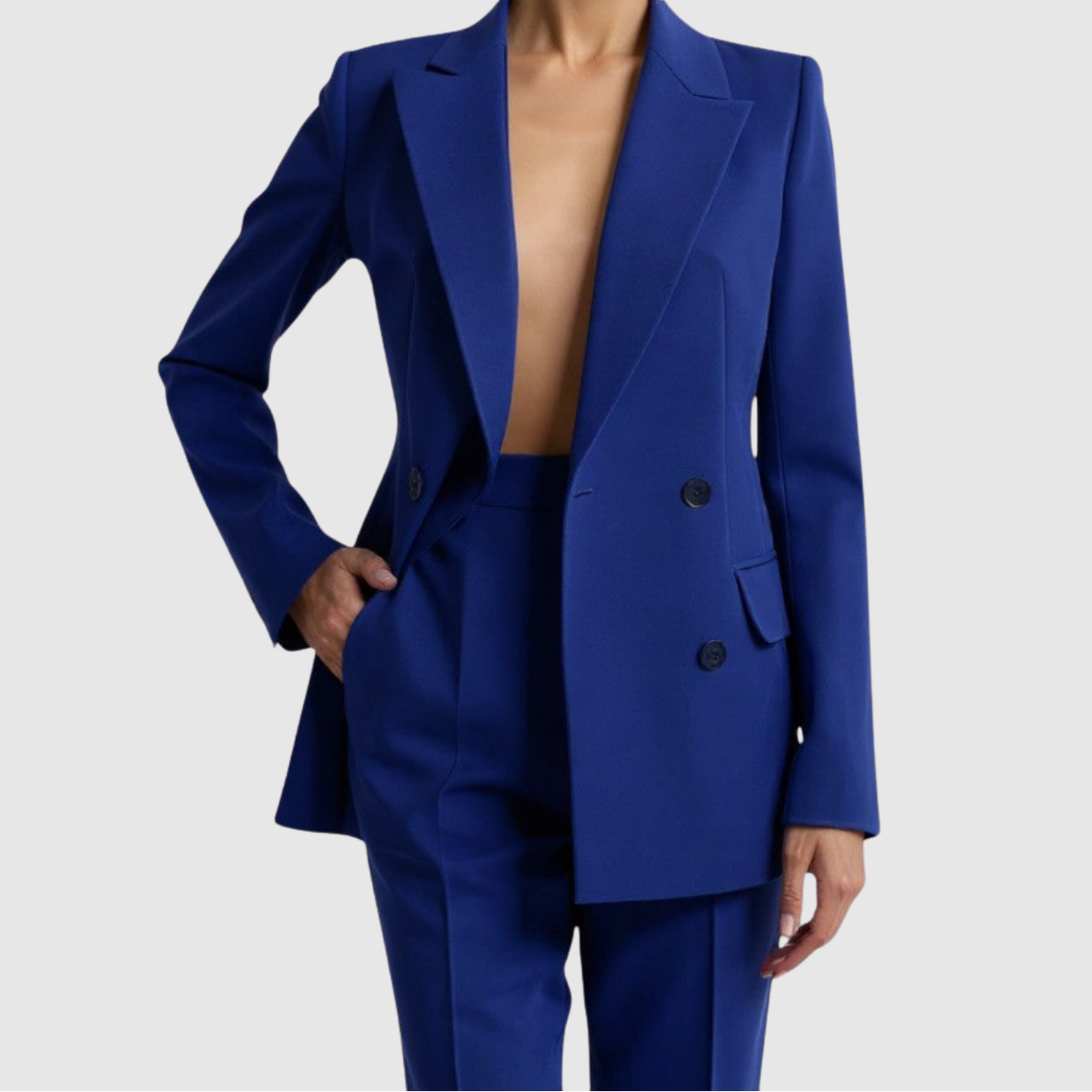 Natálie – Klasyczny kombinezon w jasnych kolorach